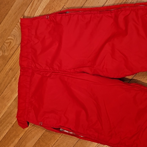 VINTAGE OBERMEYER SIDE ZIPPER SNOWPANTS RED NYLON - Picture 3 of 10
